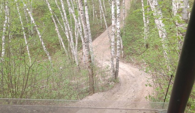 Cottage w/firepit, hot tub , next to ATV trails