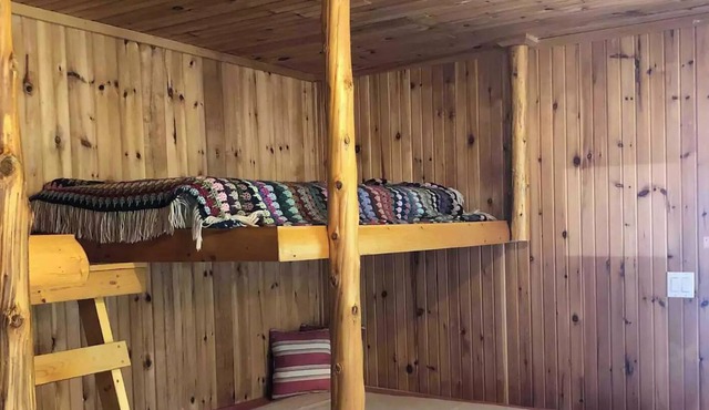Country Cabin Oasis