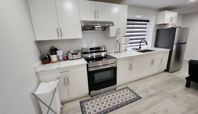 Cozy one bed one bath private suite in heart of mission