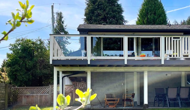 Cozy Vancouver Island suite w/private patio! Great for couples/small families!