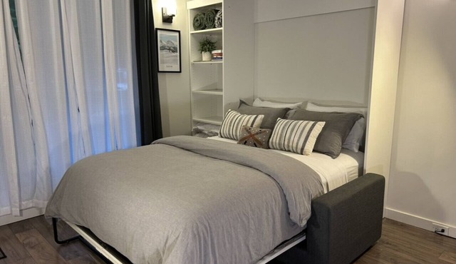 Cozy Whistler Highland Ski Nook