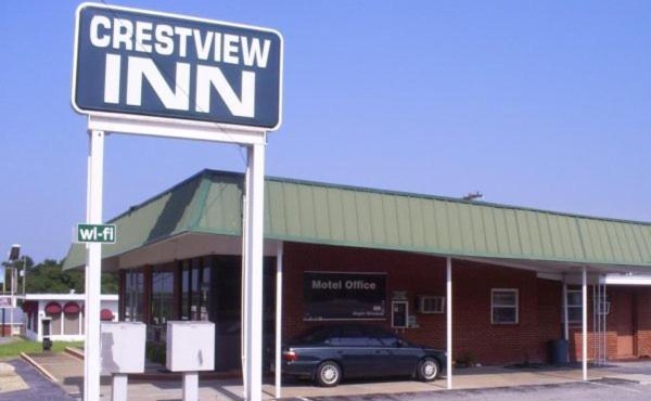 Crestview Inn