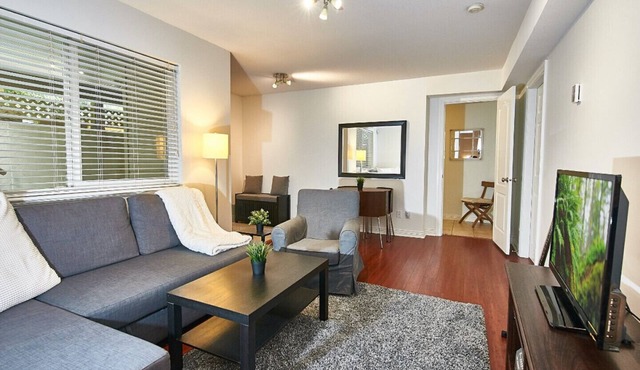 Cute, Cozy Place to Call your Home Away From Home