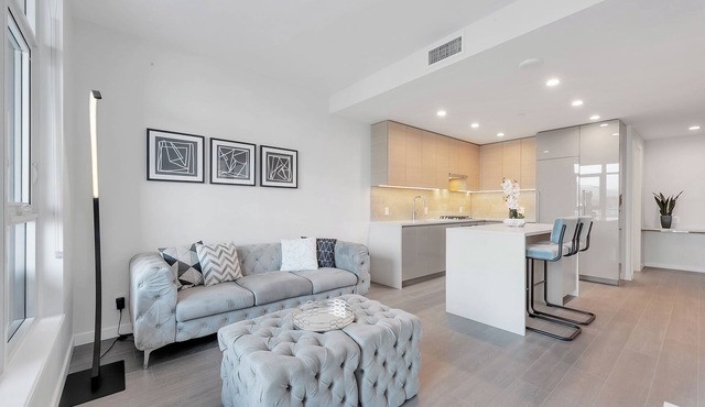 D9 - Modern 1-Bedroom at Gilmore with Luxurious Amenities