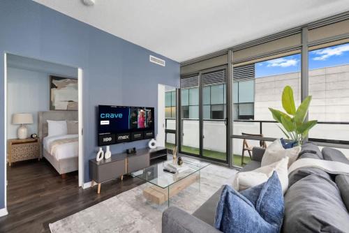 Designer Skyline Retreat 2BR w Skyline Terrace