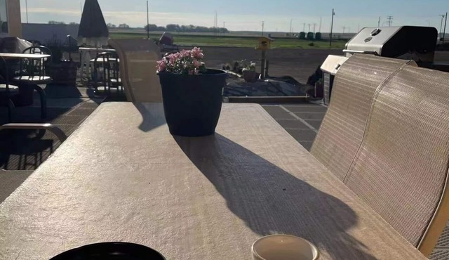 Dundurn Motel
