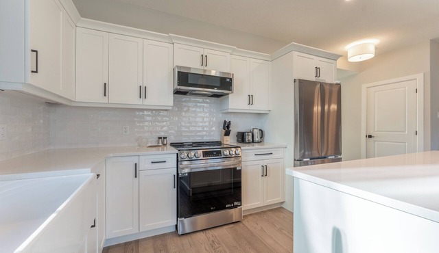 Elegant-4BR-retreat-Port Stanley