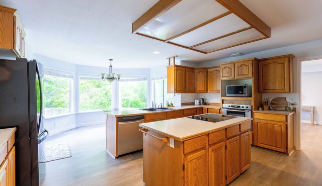 Elegant and cozy home located in Fleetwood.