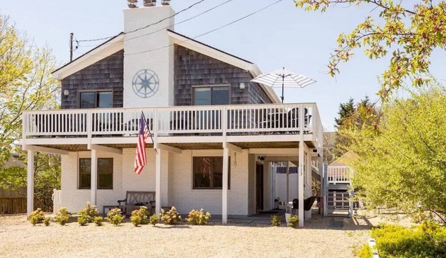 Experience quaint seaside living in this charming Montauk home with a Lux.