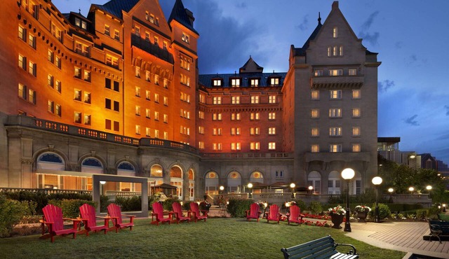 Fairmont Hotel Macdonald