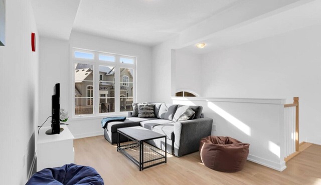 Family-Friendly: Spacious Getaway