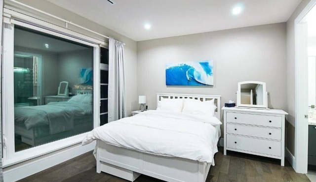 Family Friendly 7 Bed Rooms house The Chateau - ST No. 00177094