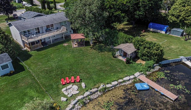 Family-Friendly Cottage on Pigeon Lake