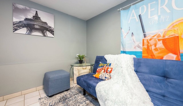 MAJOR INTERNATIONAL SPORTING EVENT/10 mins to DownTown/Near skytrain/Free Parking