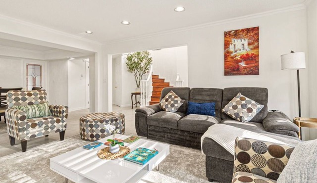 FIFA 2026 Stay | Entire 5BR Home Near Downtown