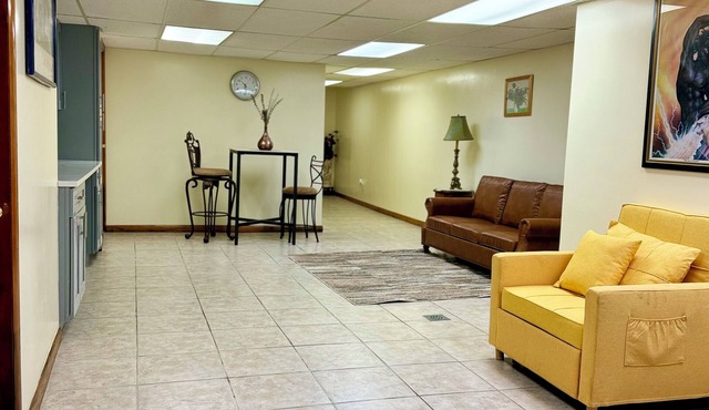 Furnished cozy 1-bedroom basement apartment in welcoming Brooklyn home with WiFi