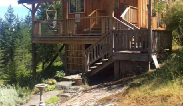 Galiano Cabin Hideaway