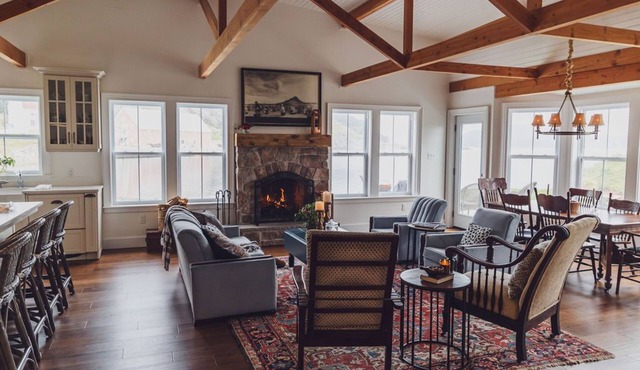 GARLAND HOUSE IN DOWNTOWN HISTORIC TRINITY NL ~ Luxury Vacation Home