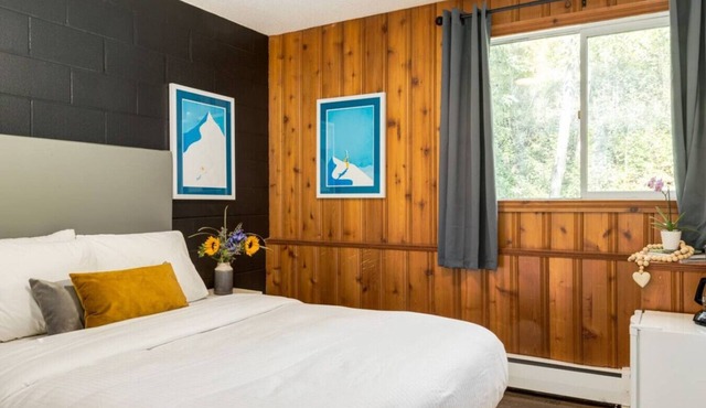 Gateway Suites: Rocky Mountains stay near Banff!