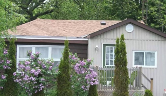 Gather your group and get away to beautiful Carrying Place, ON.
