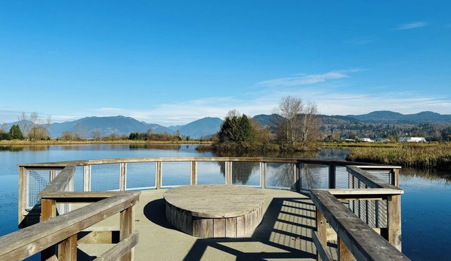Gorgeous 2 Bedroom Boutique Garden Suite. Nature Lovers Retreat. Pets Considered