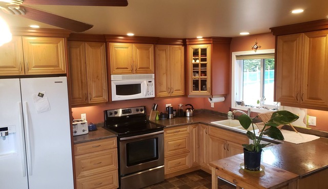 Gorgeous 2 bedroom home in sunny Sointula