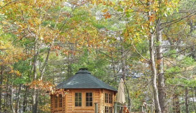 Gorgeous Island Cabin Rental for Couples on Kasshabog Lake in Ontario