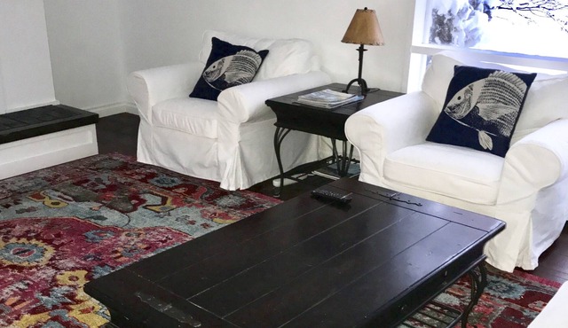 Gorgeous rental home on Street across from Georgian Bay - Hot Tub - views