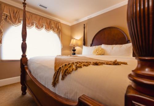 Grant Hall Hotel