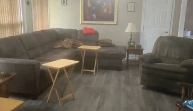 Great Place 2BR House, Kippens