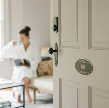 Guestroom in Old Town | Steps to Lake & Everything