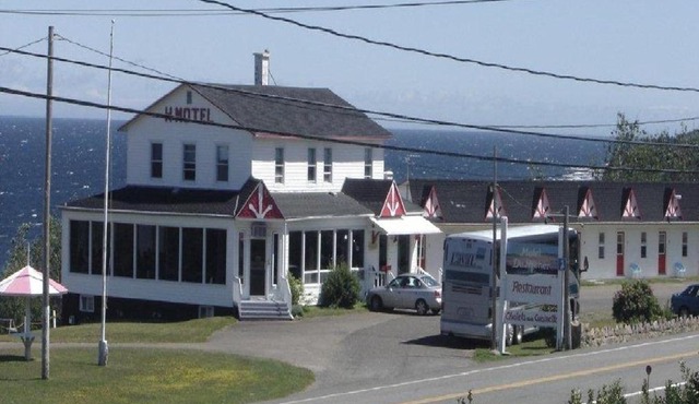 Hôtel Motel du Rocher