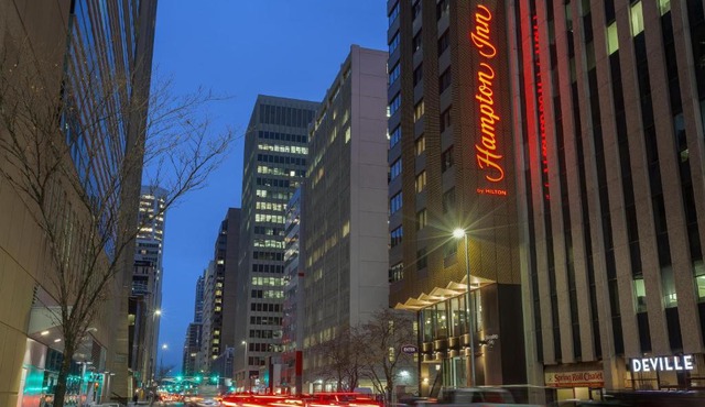 Hampton Inn By Hilton Calgary Downtown