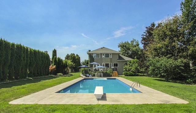 Heated pool