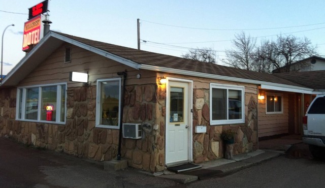 Hillcrest Motel
