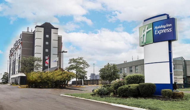 Holiday Inn Express Toronto-North York by IHG