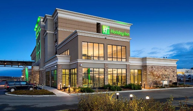 Holiday Inn Hotel & Suites Red Deer by IHG