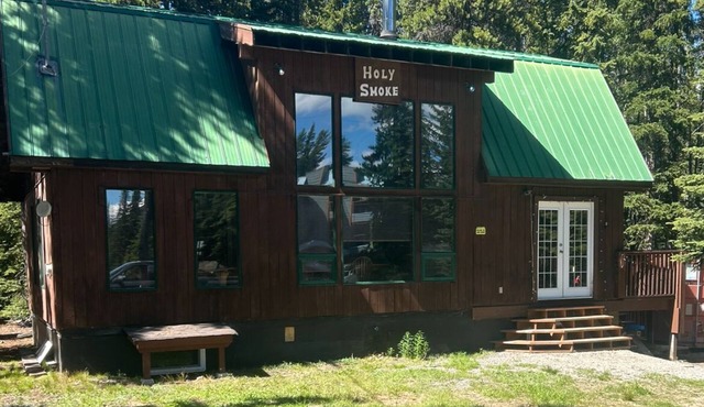Holy Smoke Ski-in/out 5 Bed Rm 9 Beds w HOT TUB Cabin at Apex