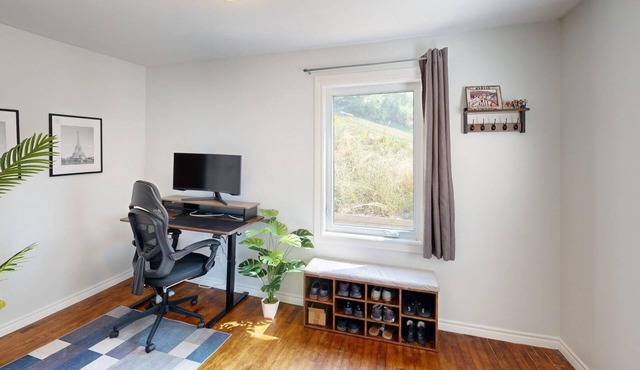 Home w/Office & Sunset View