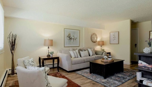 HOMEY 2 BR | Near NLRHC | Corporate Rental | WiFi