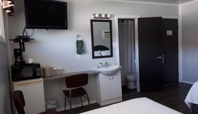 Interlake Motel