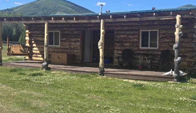 Jack Side of Grizzly Cabin at Sikanni Ranch