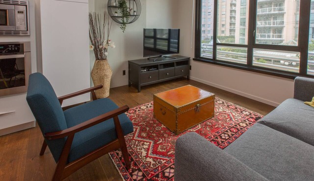 Jukebox Gem-1 BR/1 BA, Great Location, Gym by Victoria Prime