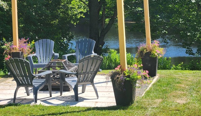 just steps away from the Macquadavic River,minutes away from the bay of Fundy