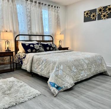 K1 Private Bathroom Queen Bed Room