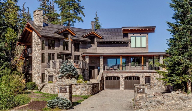 Kadenwood 2924 – Ski in Ski out, Private Hot Tub, Elevator & Gondola
