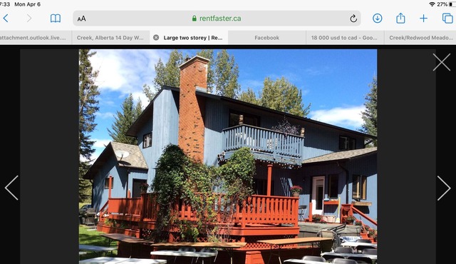 KarMik Sport Health & Wellness Retreat in King Redwood Suite