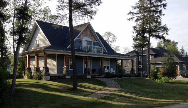 Kew Cottage - Town of Bayfield