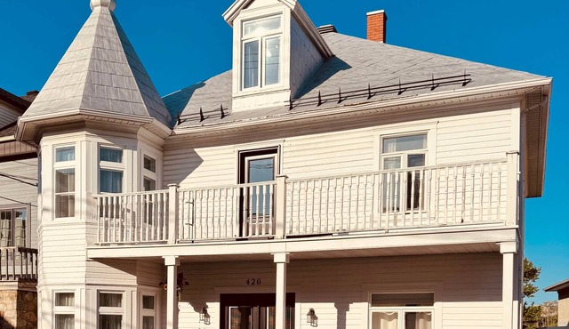 L'Élégante Centenaire de Matane