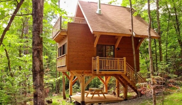 L'epervier - treehouse in the heart of nature with all comforts of home